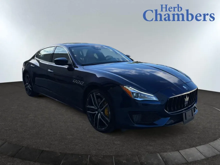 2022 Maserati Quattroporte Modena Q4 photo 1