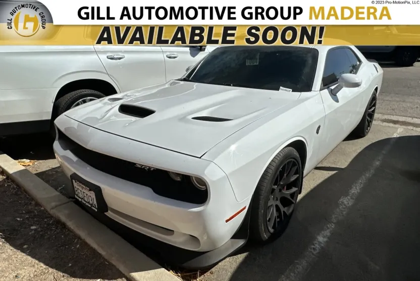 2016 Dodge Challenger SRT8 Hellcat photo 1