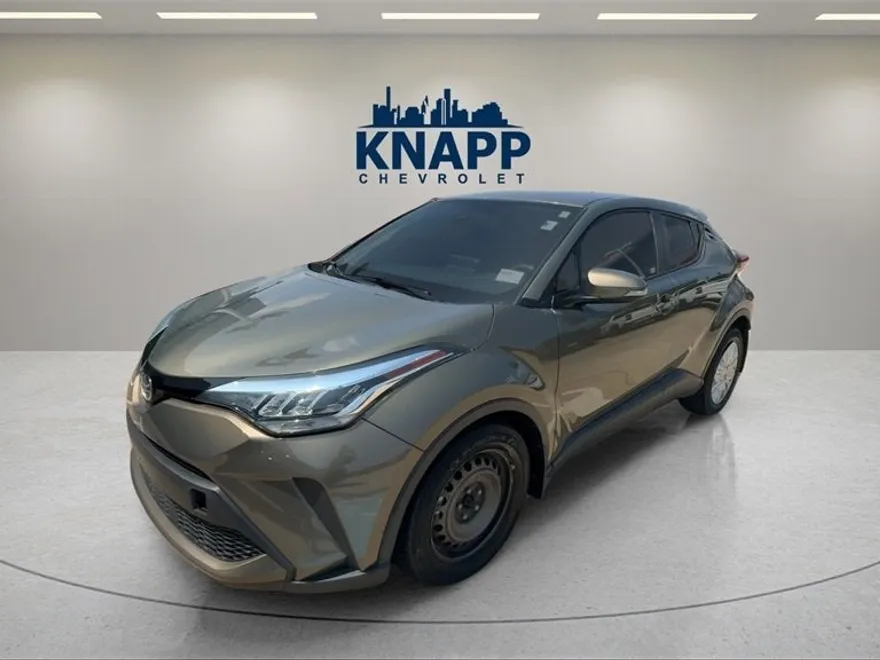 2021 Toyota C-HR LE photo 1