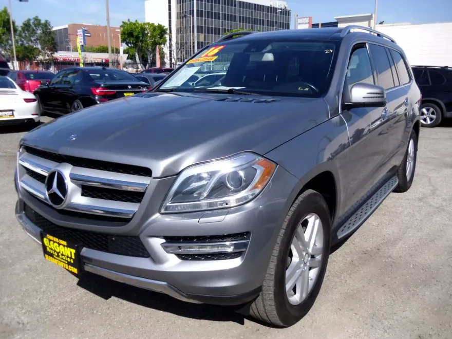 2016 Mercedes Benz GL 450 photo 1