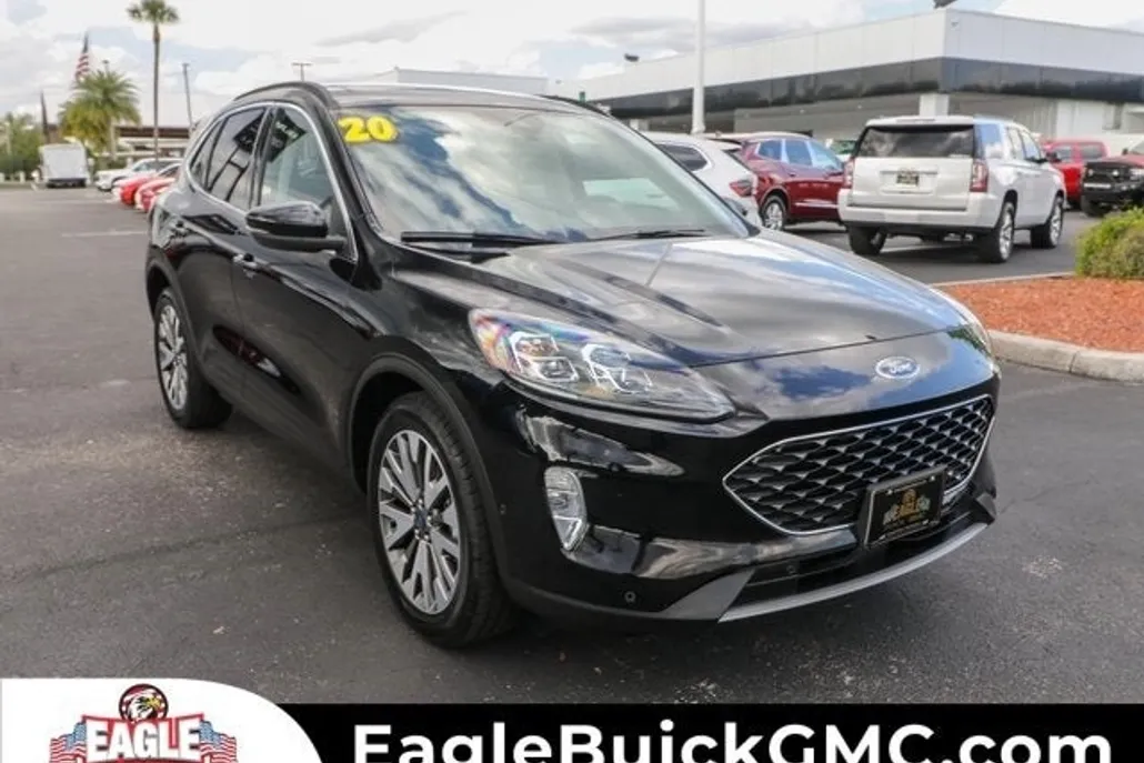 2020 Ford Escape Titanium photo 1