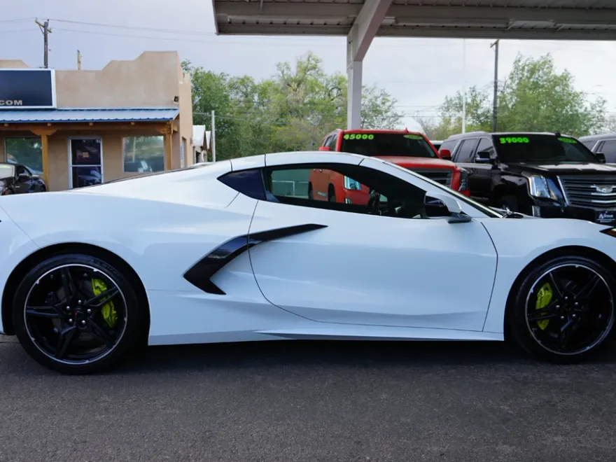 2021 Chevrolet Corvette 2LT Coupe photo 1