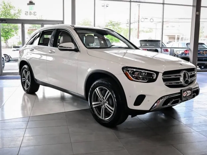2022 Mercedes Benz GLC 300 4MATIC photo 1