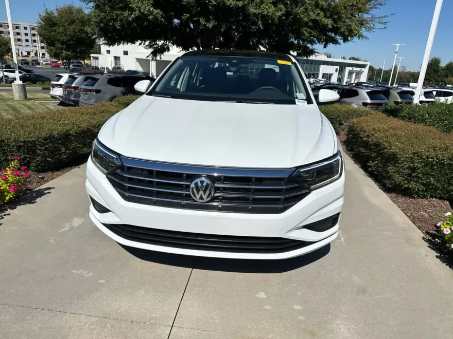 2021 Volkswagen Jetta 1.4T SEL photo 1