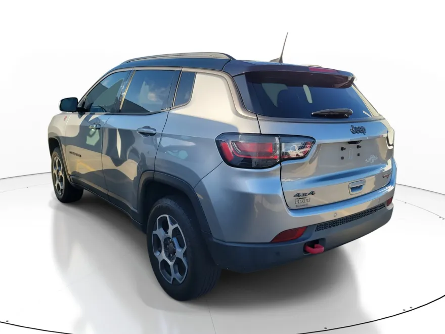 2022 Jeep Compass Trailhawk photo 1