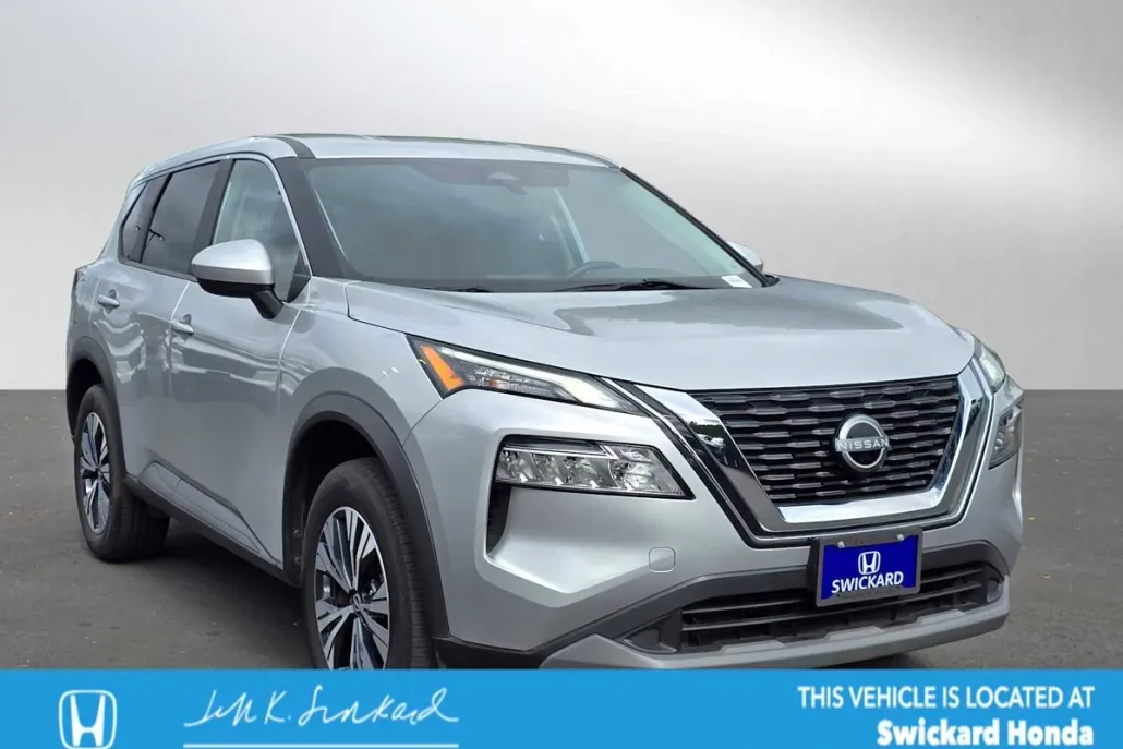 2023 Nissan Rogue SV photo 1