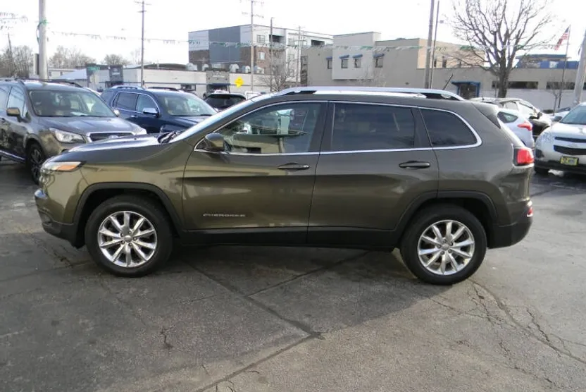 2015 Jeep Cherokee Limited photo 1