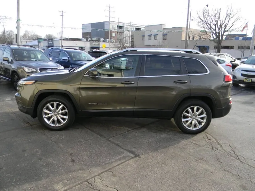 2015 Jeep Cherokee Limited photo 1