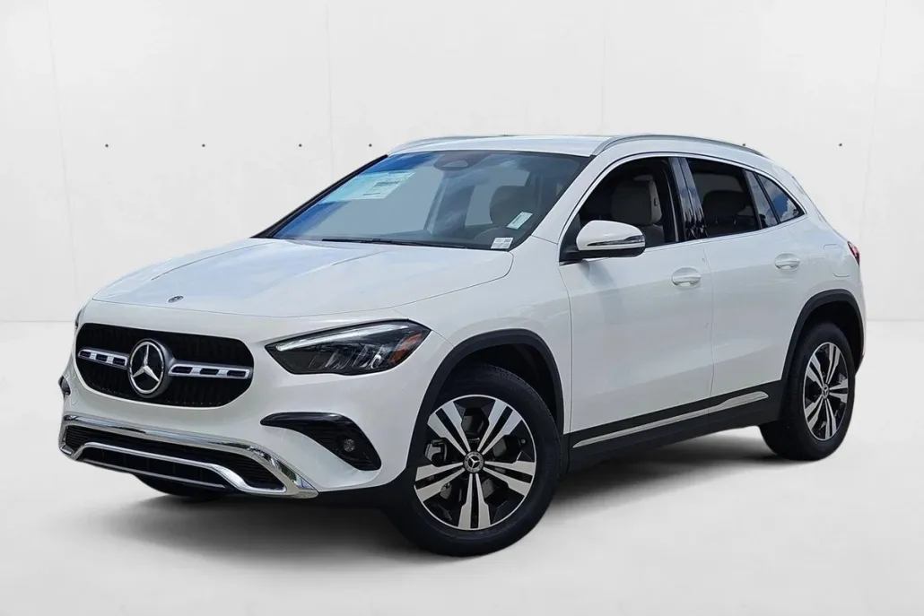 2026 Mercedes Benz GLA 250 photo 1