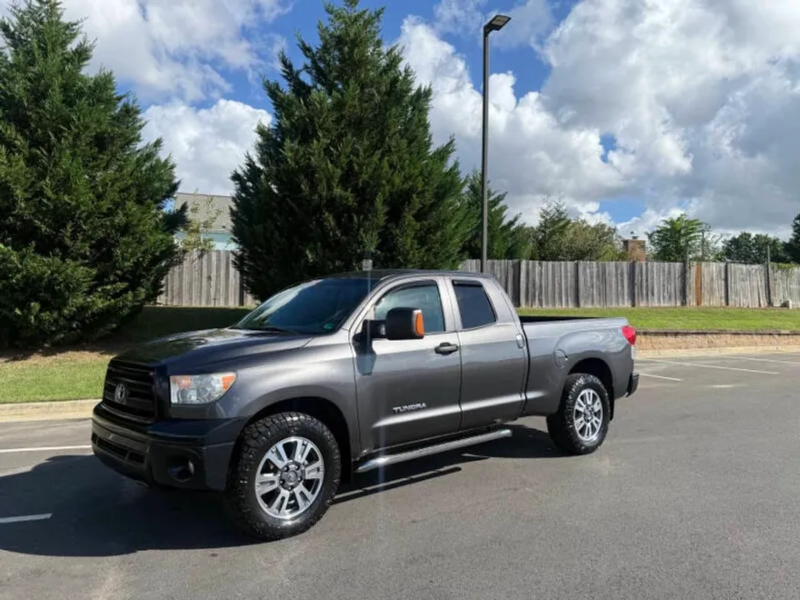 2013 Toyota Tundra SR5 photo 1