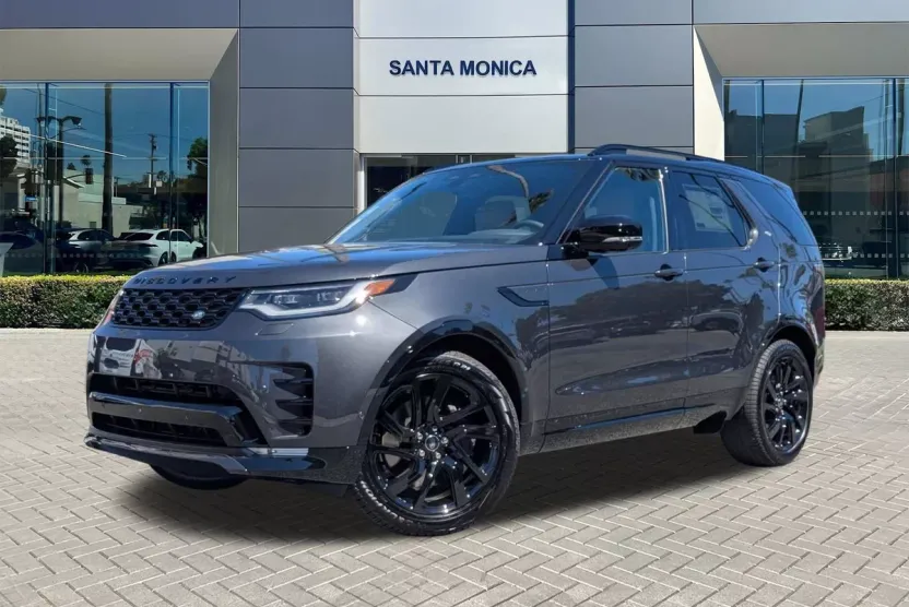 2025 Land Rover Discovery SE photo 1