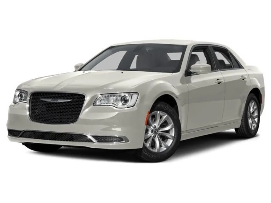 2016 Chrysler 300 Limited photo 1