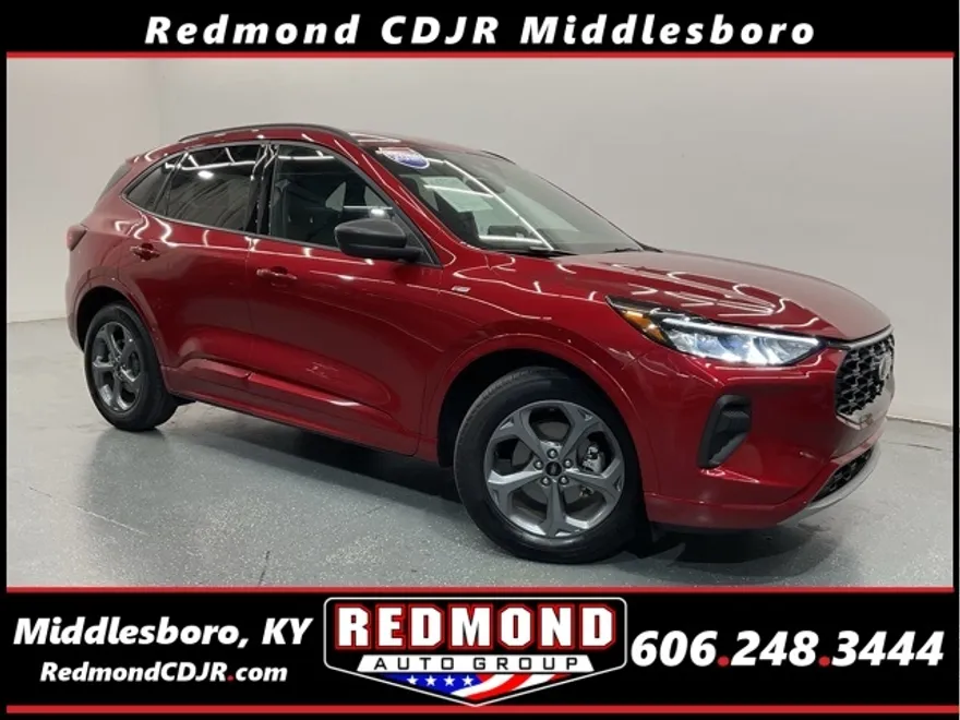 2024 Ford Escape ST-Line photo 1