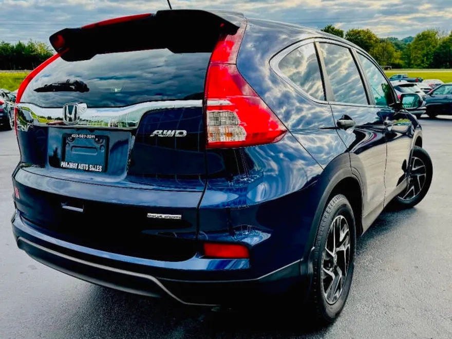 2016 Honda CR-V SE photo 1