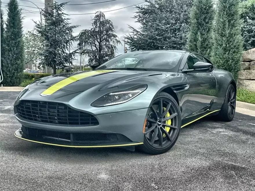 2019 Aston Martin DB11 AMR photo 1