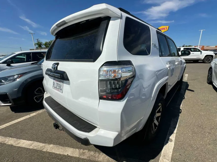2024 Toyota 4Runner TRD photo 1