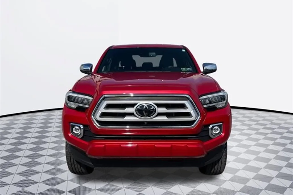 2023 Toyota Tacoma Limited photo 1