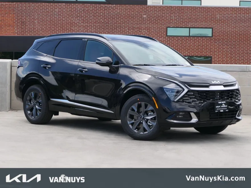 2025 Kia Sportage photo 1