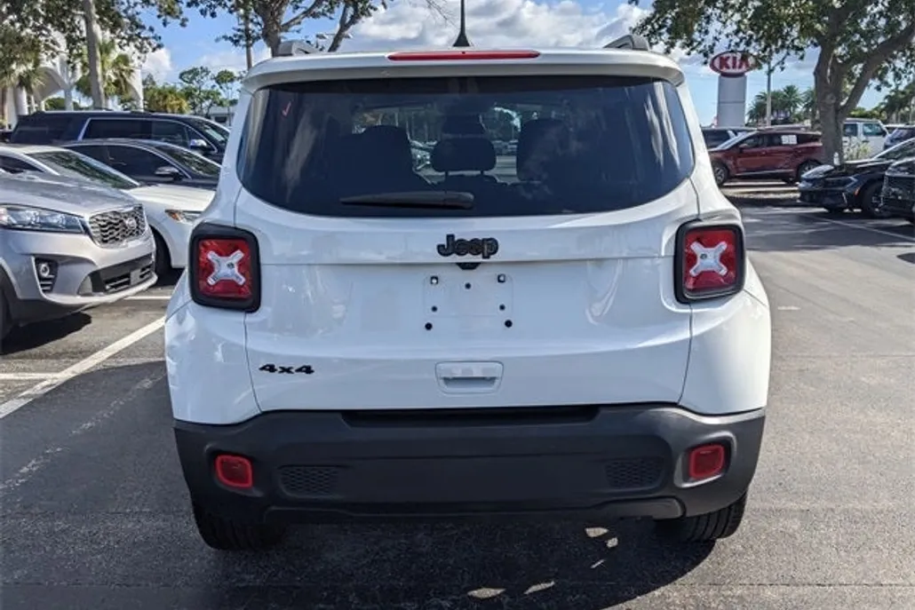 2023 Jeep Renegade Altitude photo 1