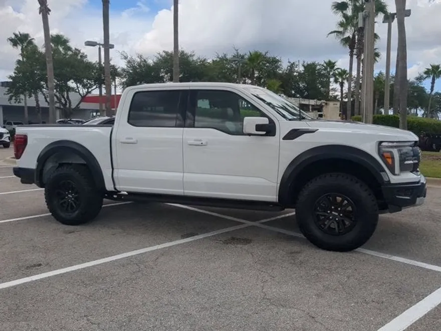 2024 Ford F-150 Raptor photo 1