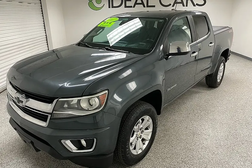 2017 Chevrolet Colorado LT photo 1