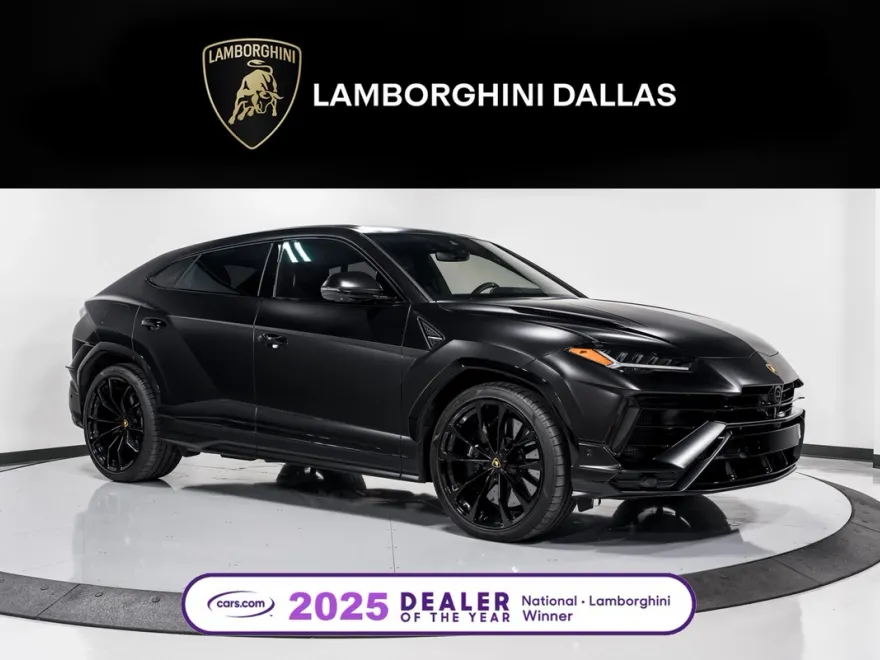 2023 Lamborghini Urus S photo 1