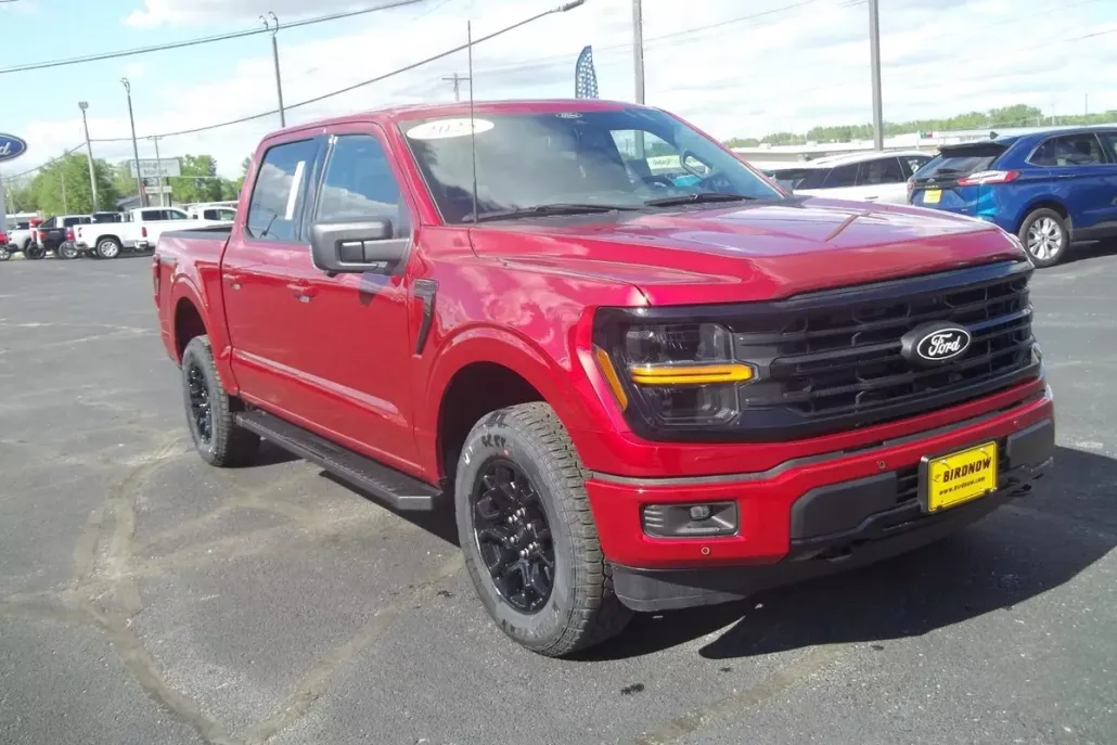 2025 Ford F-150 XLT photo 1