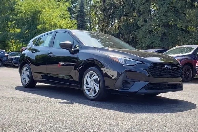 2024 Subaru Impreza Base photo 1