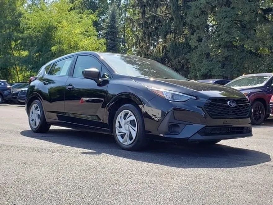 2024 Subaru Impreza Base photo 1