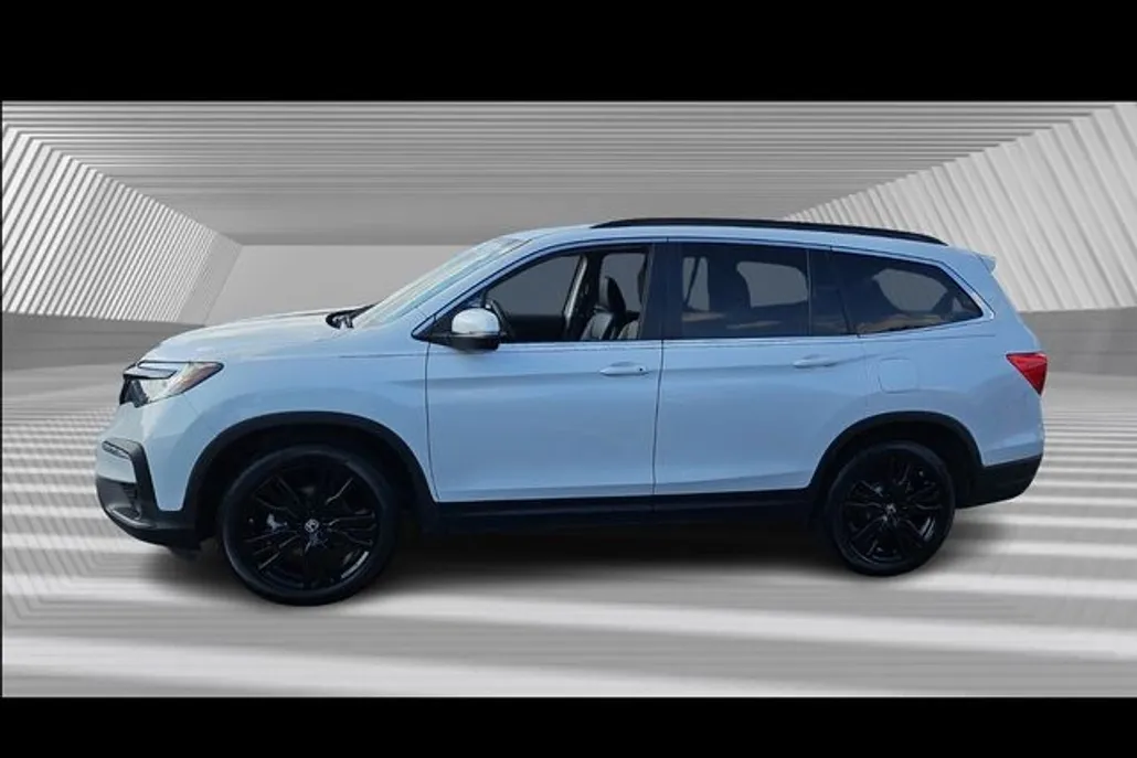 2022 Honda Pilot Special Edition photo 1