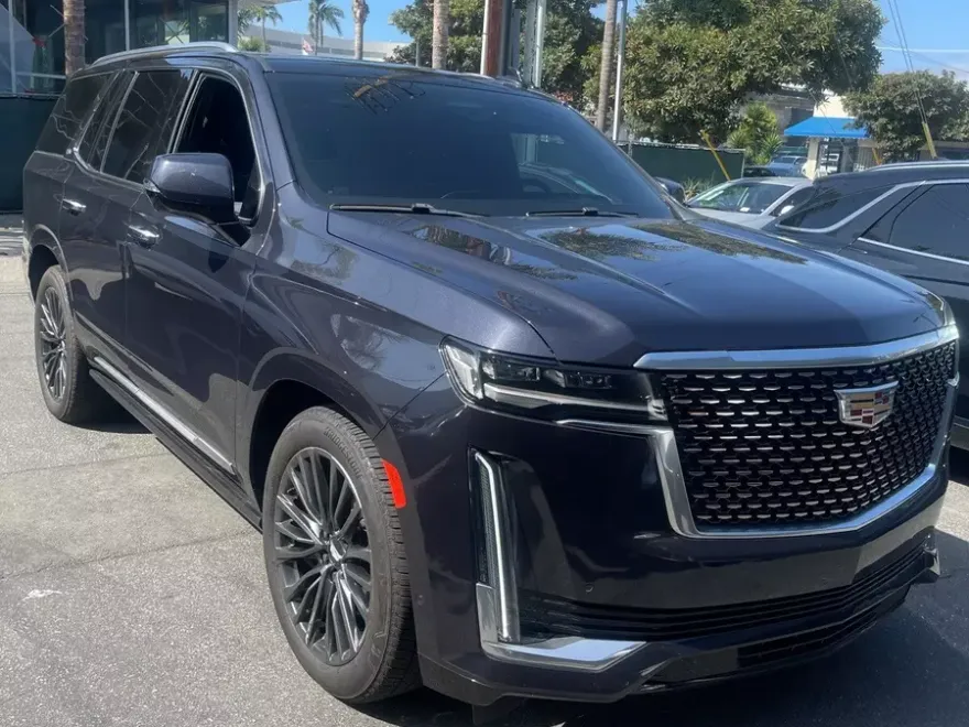 2022 Cadillac Escalade Premium Luxury photo 1