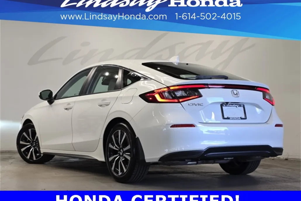 2024 Honda Civic Hatchback EX-L photo 1