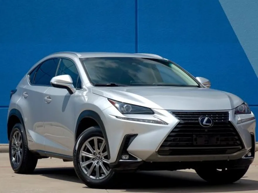 2019 Lexus NX 300h Luxury photo 1