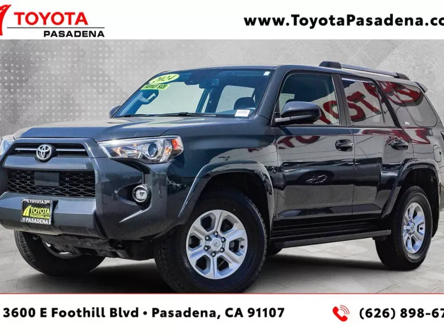 2024 Toyota 4Runner SR5 4WD photo 1