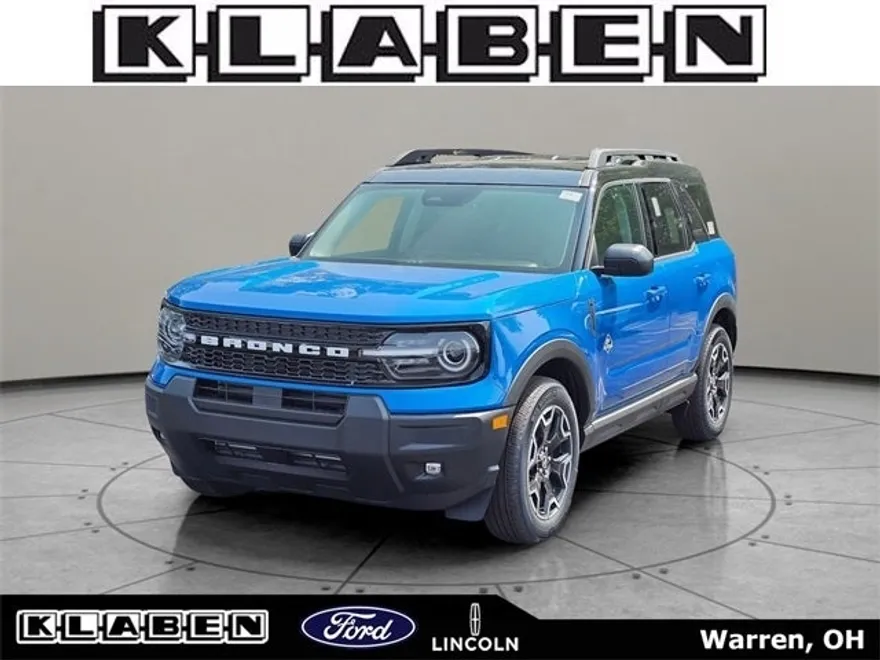 2025 Ford Bronco Sport Outer Banks photo 1