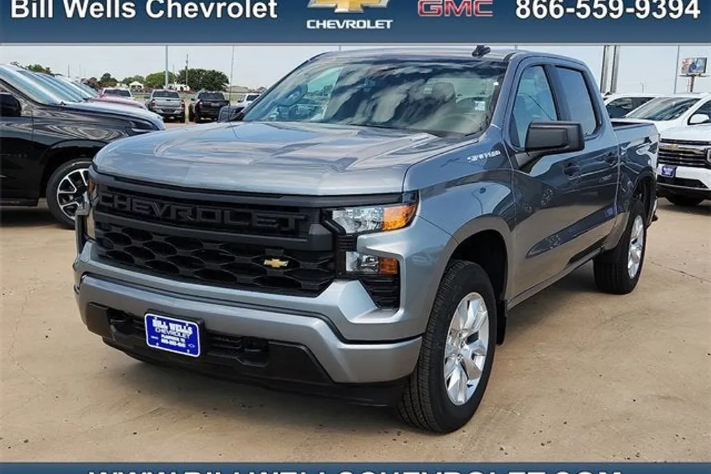 2025 Chevrolet Silverado 1500 Custom photo 1