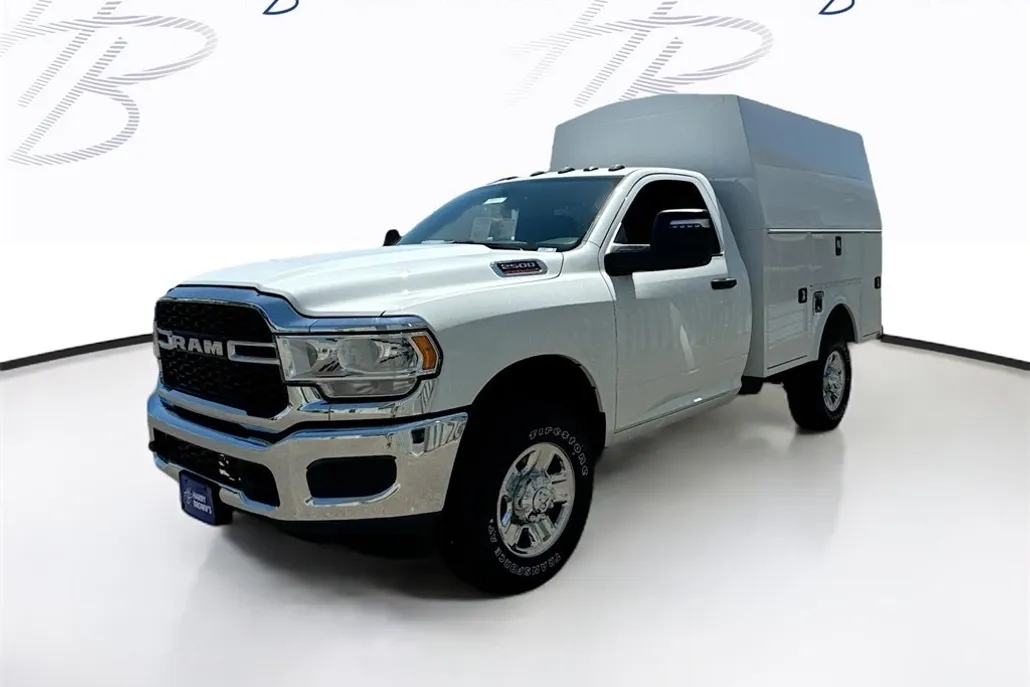 2024 Ram 2500 Tradesman photo 1