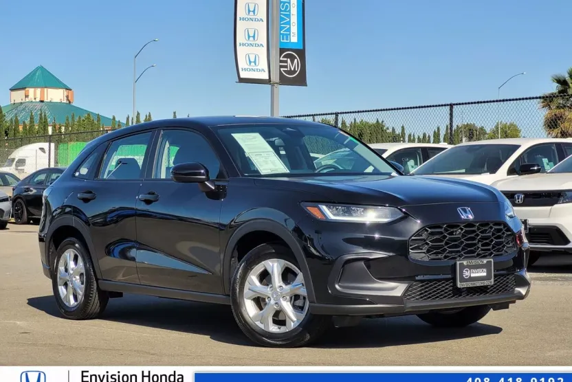2025 Honda HR-V LX photo 1