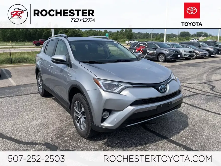2018 Toyota RAV4 Hybrid XLE photo 1