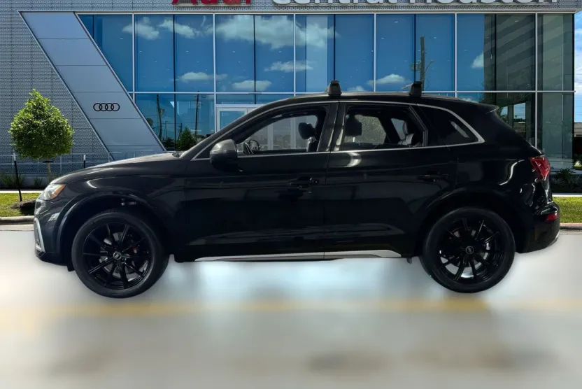 2022 Audi SQ5 Premium Plus photo 1