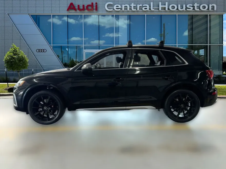 2022 Audi SQ5 Premium Plus photo 1