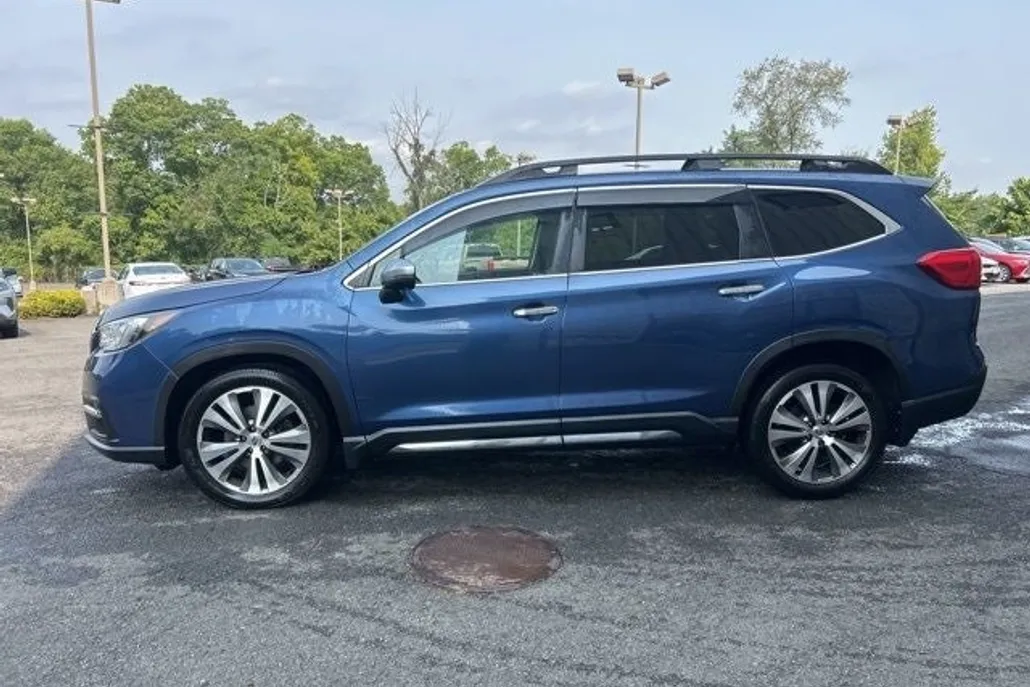 2019 Subaru Ascent Touring photo 1