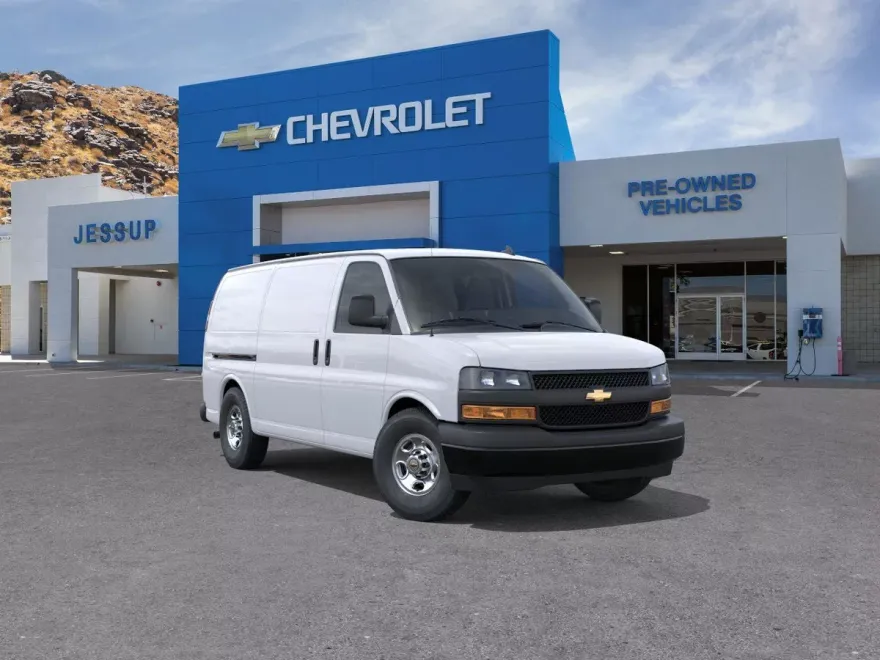 2025 Chevrolet Express Cargo 2500 photo 1