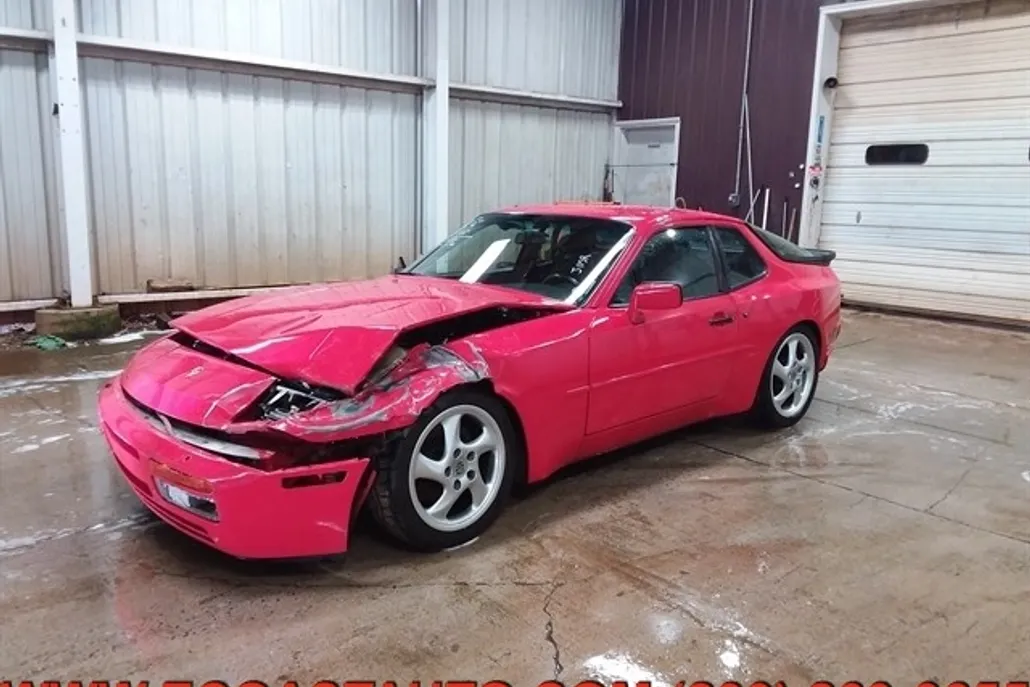 1986 Porsche 944 photo 1