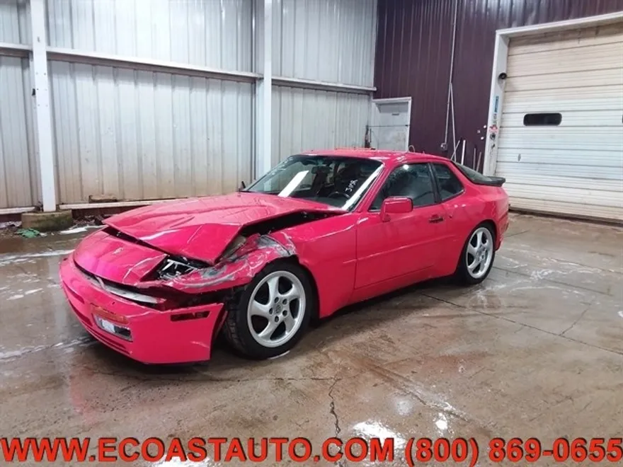 1986 Porsche 944 photo 1