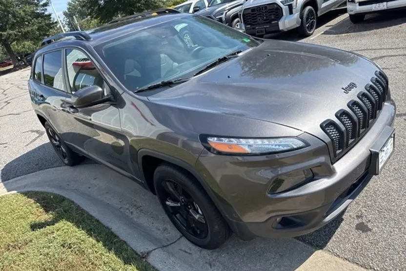 2018 Jeep Cherokee Limited photo 1
