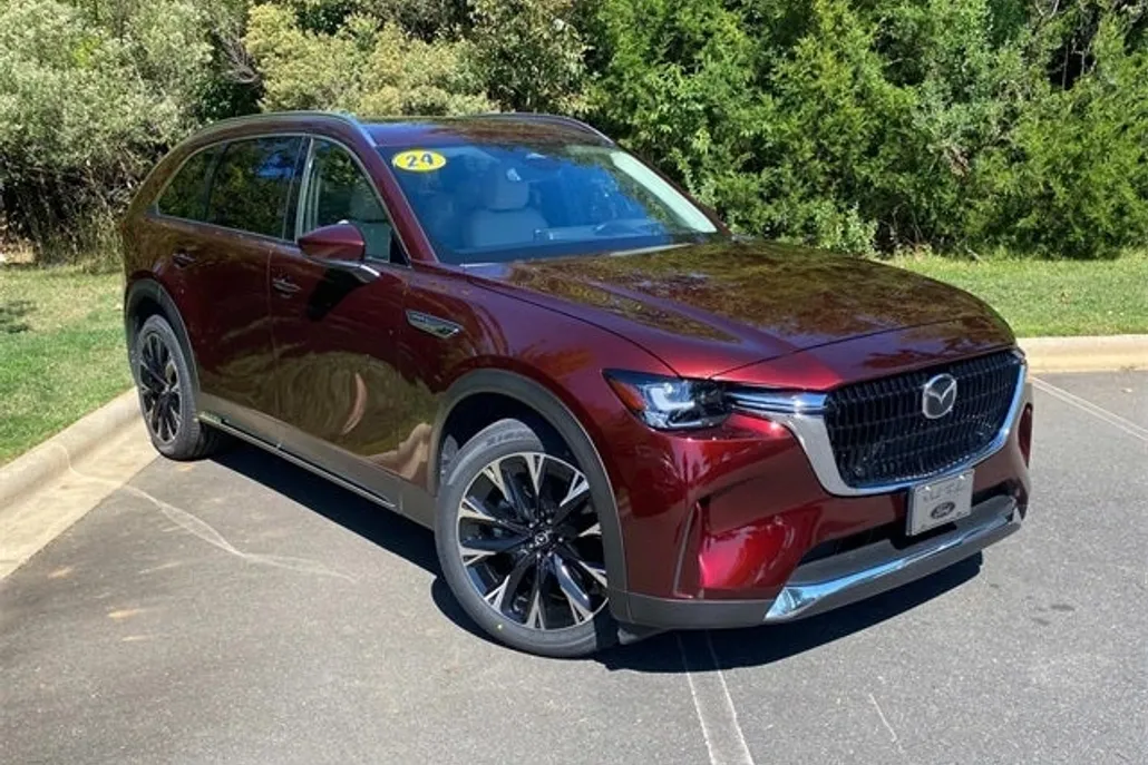2024 Mazda CX-90 Premium photo 1
