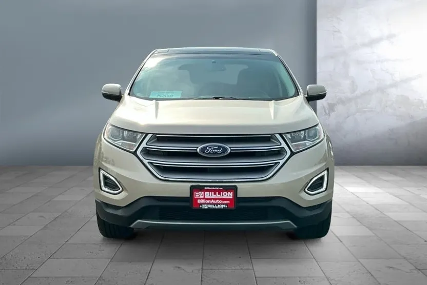 2018 Ford Edge Titanium photo 1
