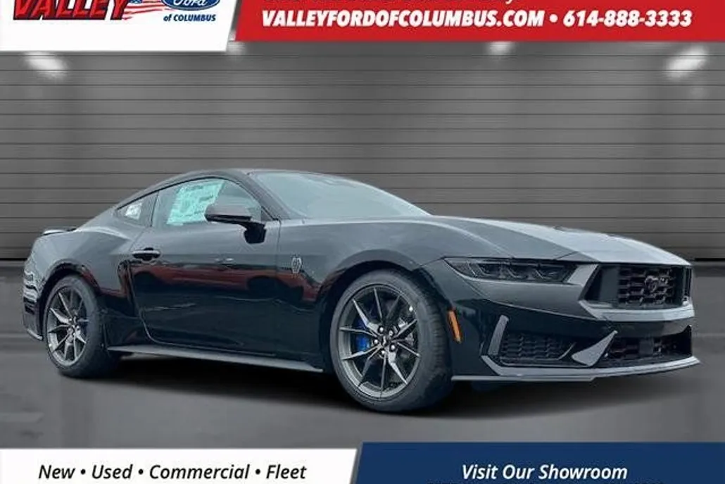 2025 Ford Mustang Dark Horse Premium photo 1