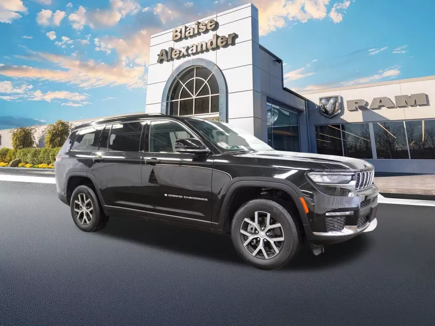 2024 Jeep Grand Cherokee Limited photo 1